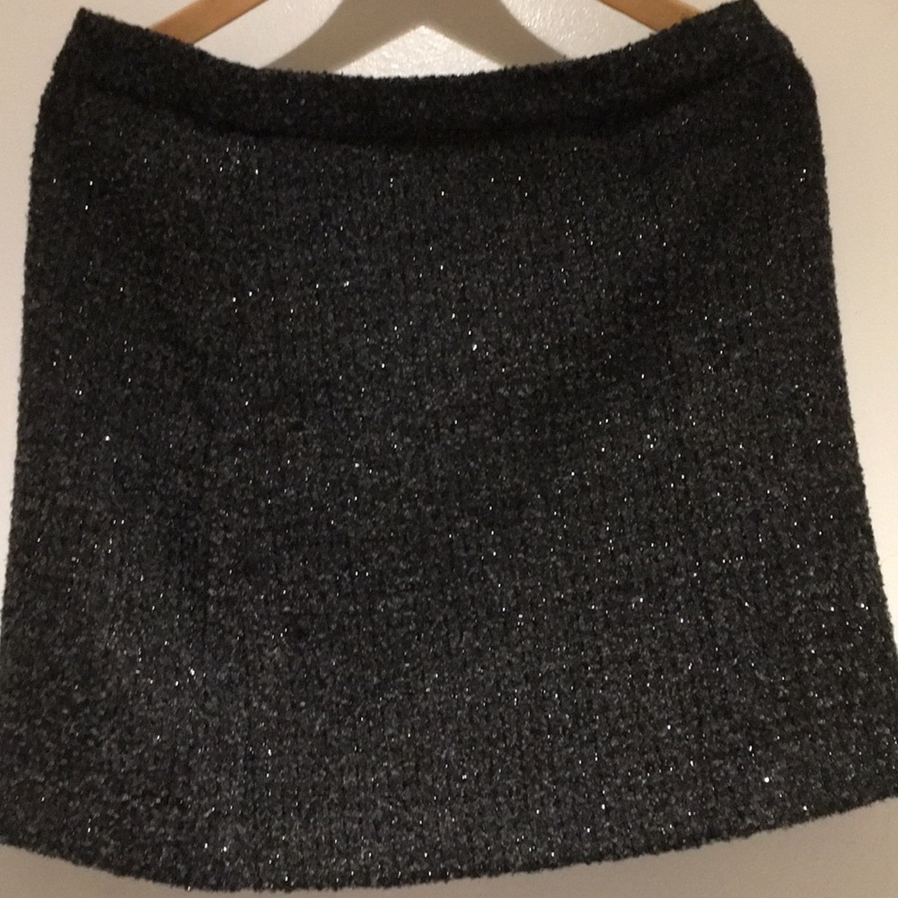 Max Studio  Black Shimmery Mini Skirt Size 10